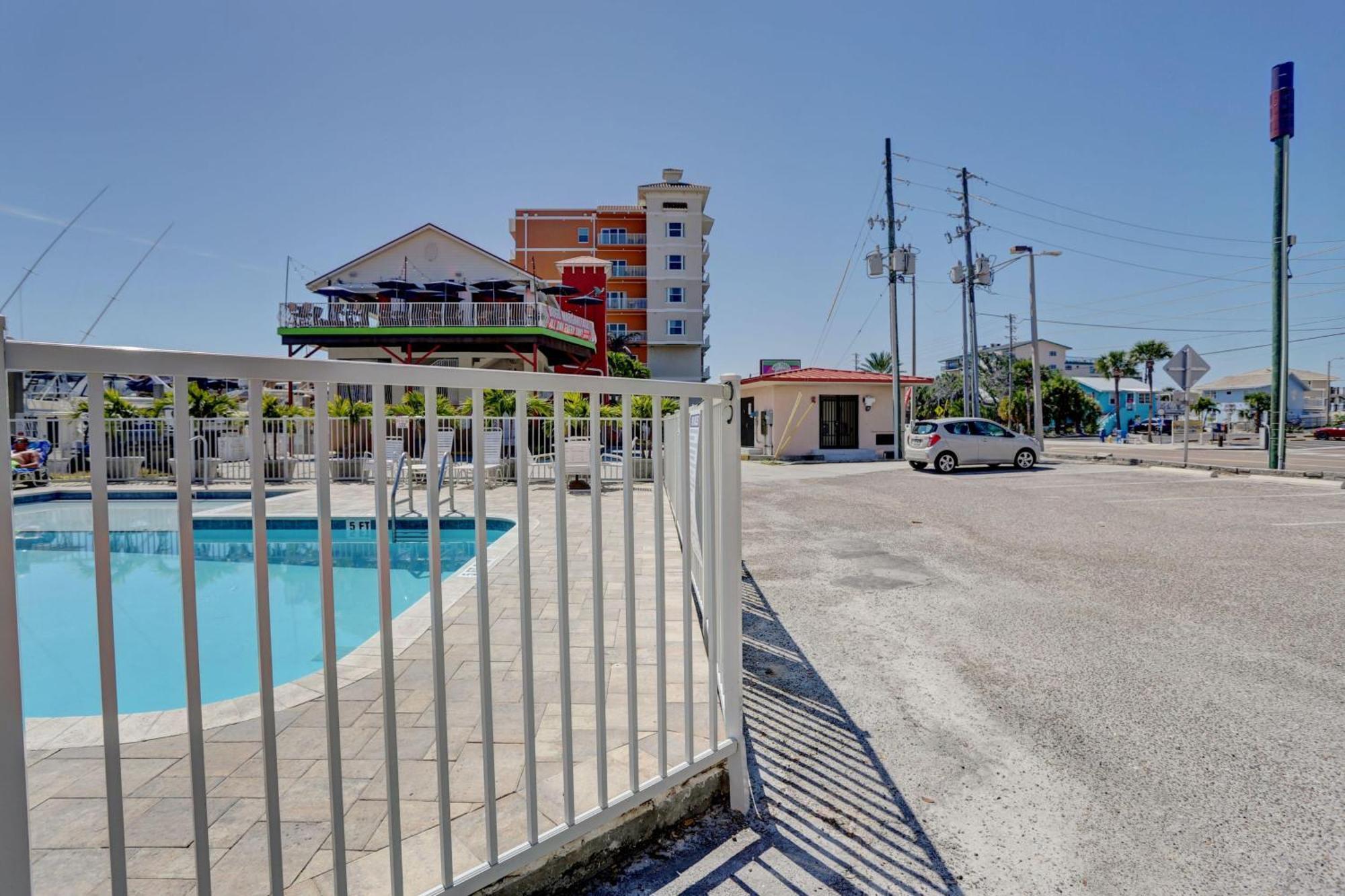 Madeira Bay Resort I 1504 圣徒皮特海滩 外观 照片